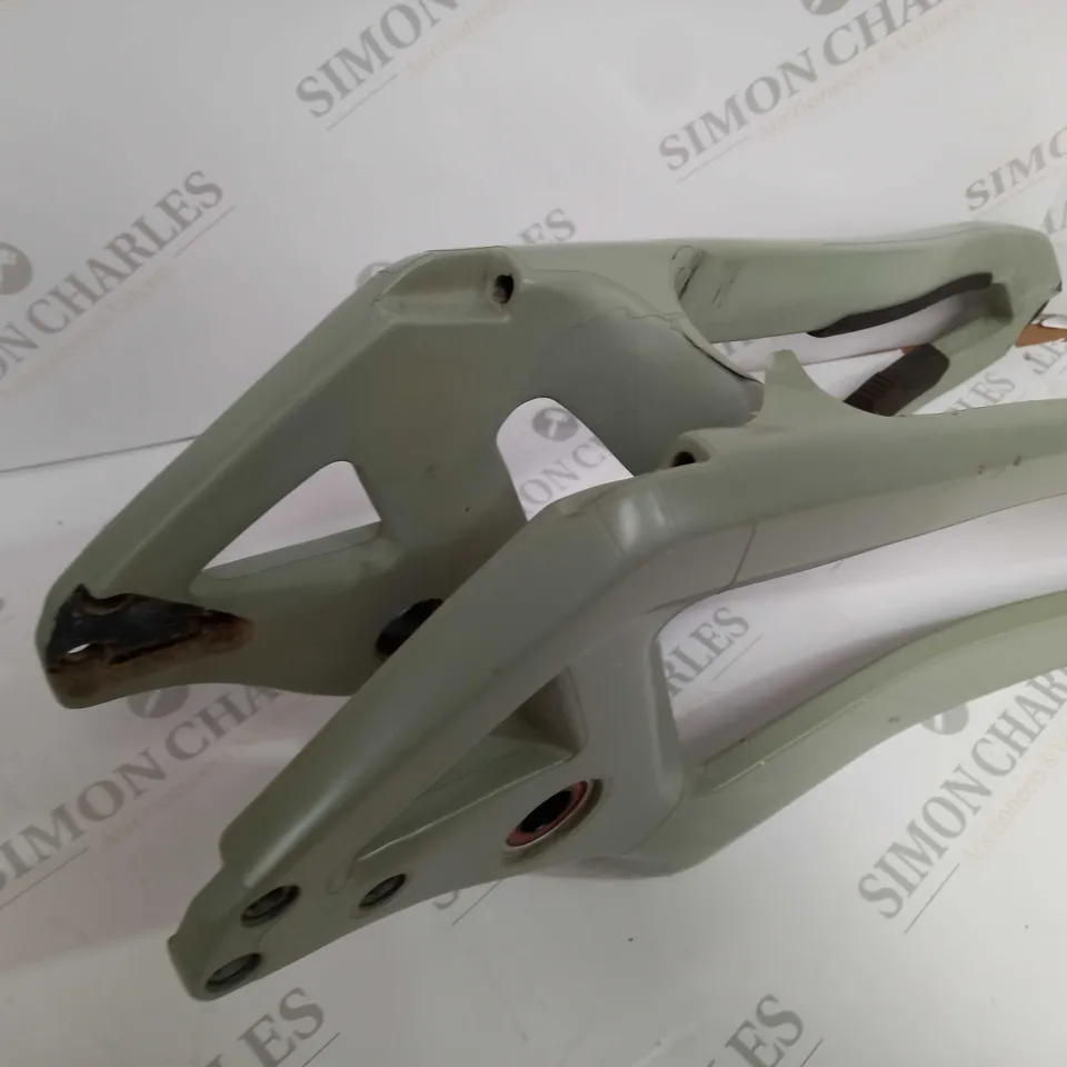 INVISIFRAME BIKE FRAME - GREEN MODEL UNKNOWN