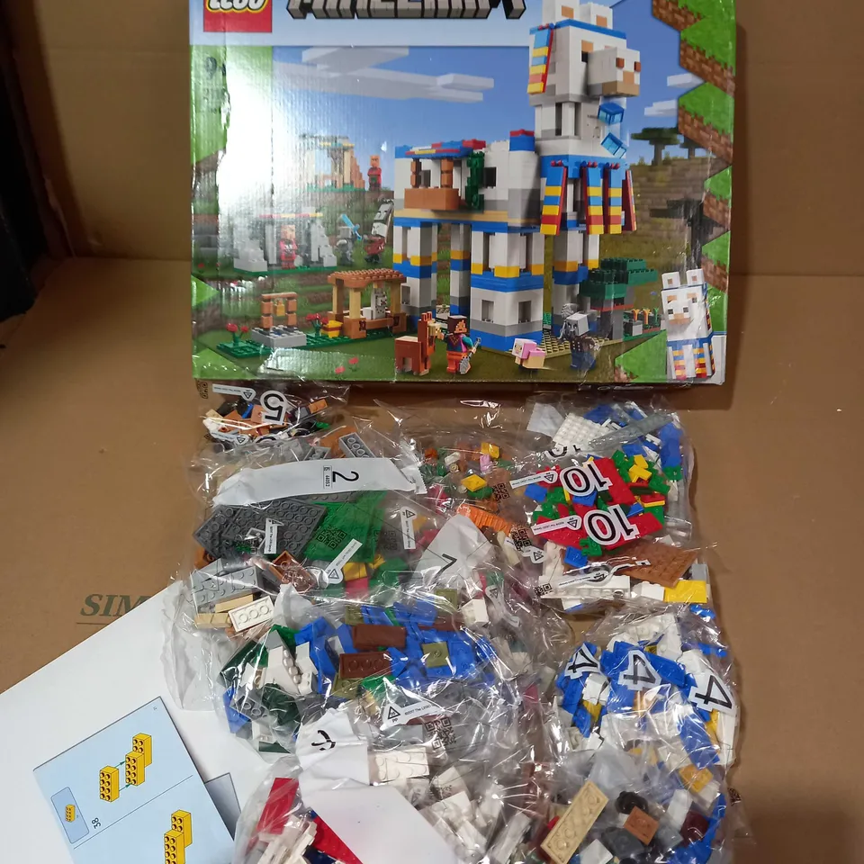 LEGO MINECRAFT THE LLAMA VILLAGE RRP £115