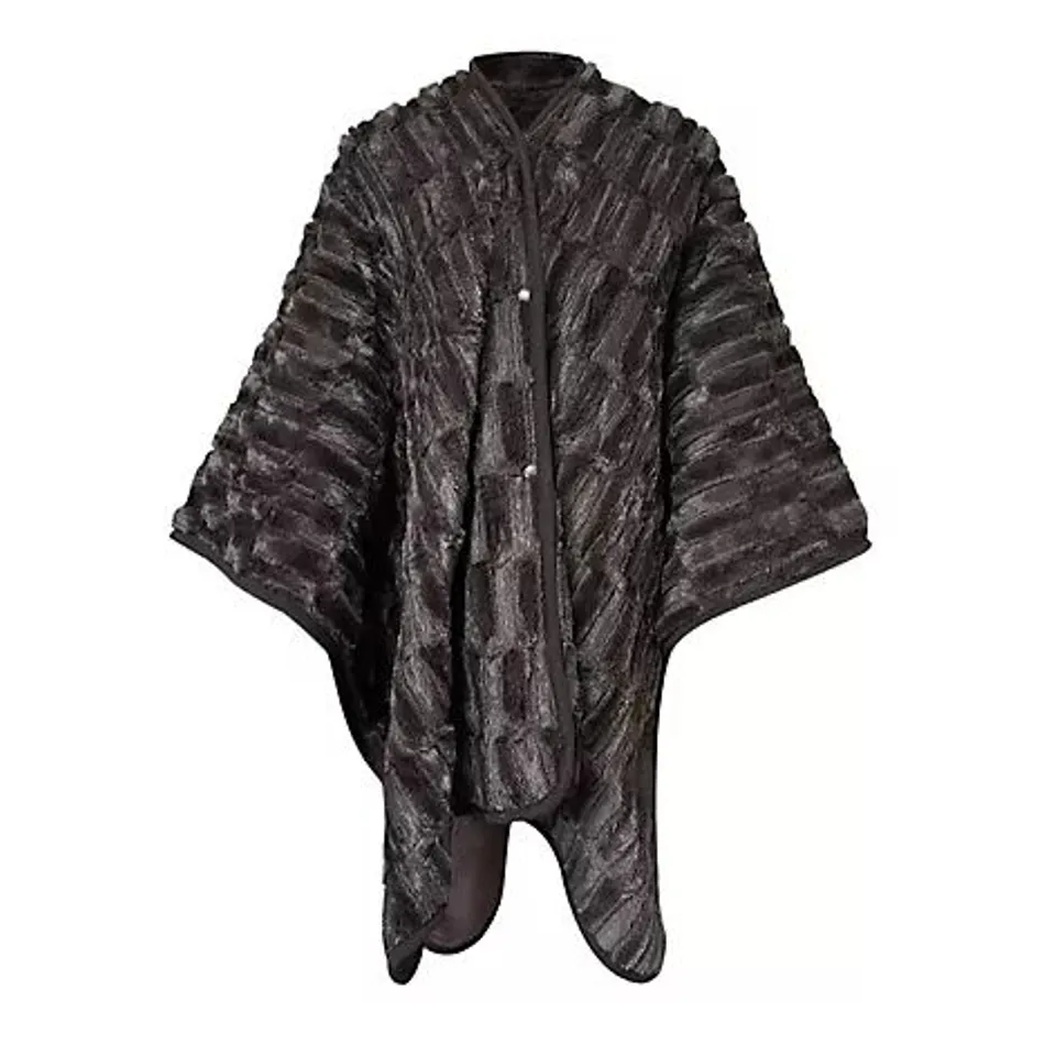OUTLET COZEE HOME RUCHED FAUX FUR AND VELVETSOFT HEATED SNUGGLE WRAP IN CHOCOLATE 