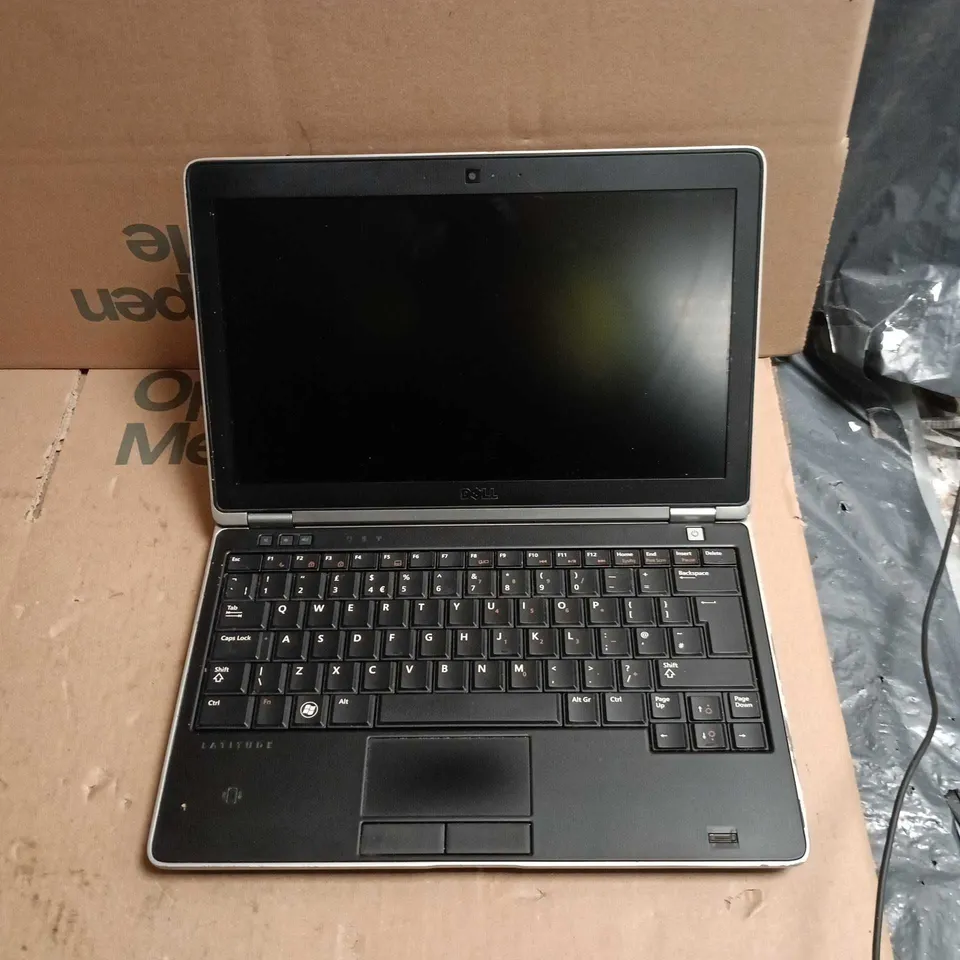 UNBOXED DELL LATITUDE E6220 LAPTOP - I3-2330M, 4GB RAM, 128GB SSD, 12.5-INCH DISPLAY