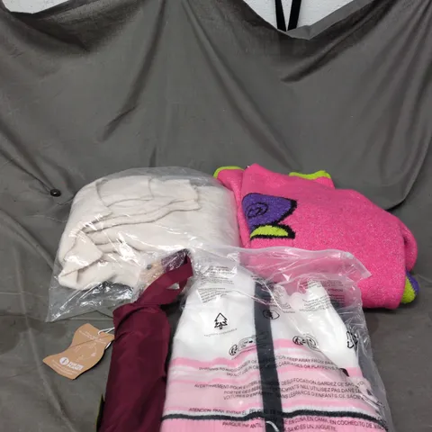 BOX OF APPROXIMATELY 22 ASSORTED CLOTHING ITEMS TO INCLUDE DUCK UMBRELLA, PINK "SNAIL" JUMPER, KNITTED JUMP ETC