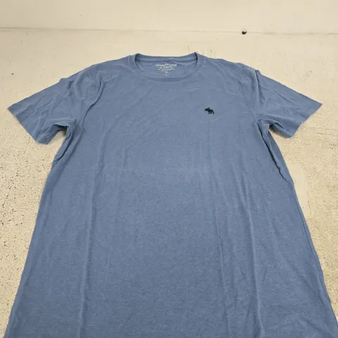 ABERCROMBIE & FITCH T‑SHIRT – BLUE, SIZE M