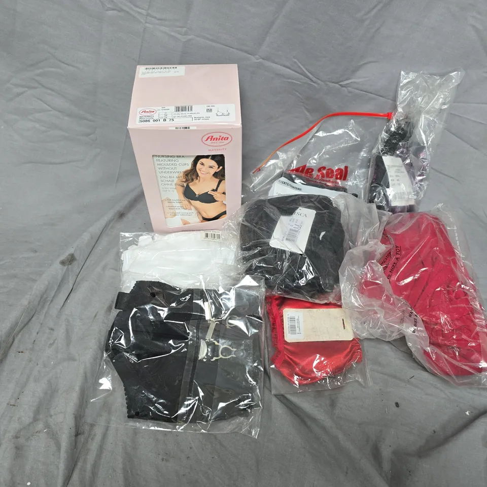 APPROXIMATELY 20 ASSORTED CLOTHING ITEMS IN VARIOUS COLOURS, SIZES, AND STYLES TO INCLUDE BRANDS SUCH AS ANITA, CYBER JAMMIES, LISCA, ETC