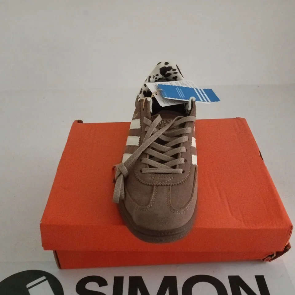 ADIDAS SPEZIAL BROWN SUEDE SNEAKERS – WHITE 3-STRIPE, LEOPARD LINING UK 6.5