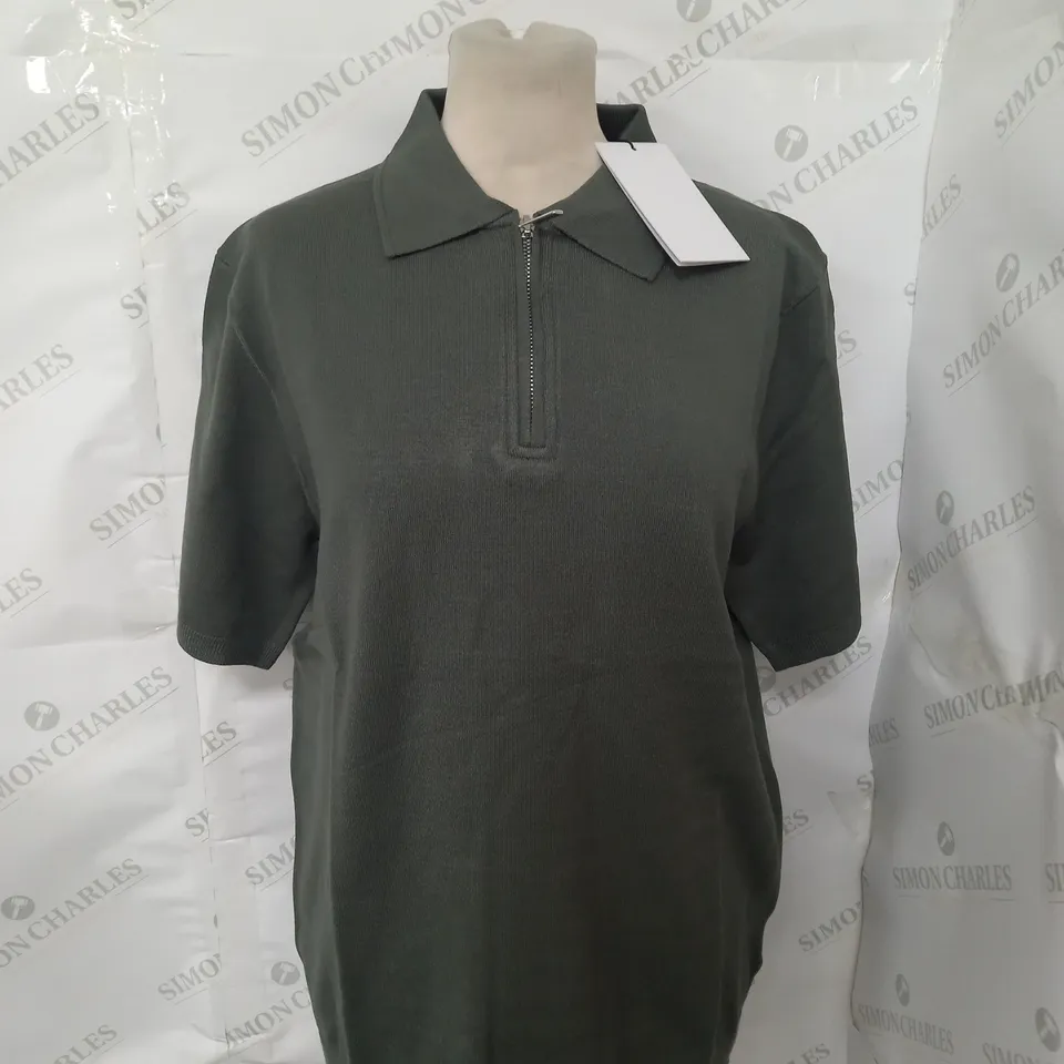 RAITH KNITTED ZIPPED POLO SHIRT SIZE M
