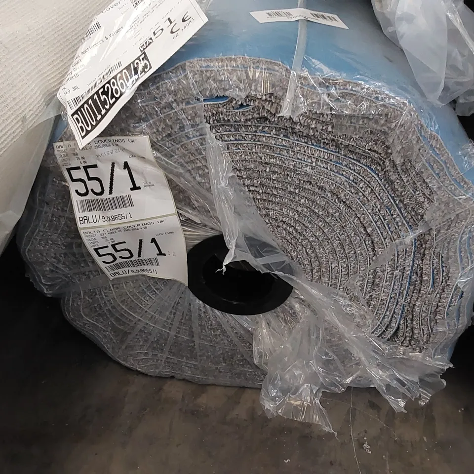 ROLL OF QUALITY SOFT NOBLE UT CARPET // SIZE: APPROX. 4 X 25m