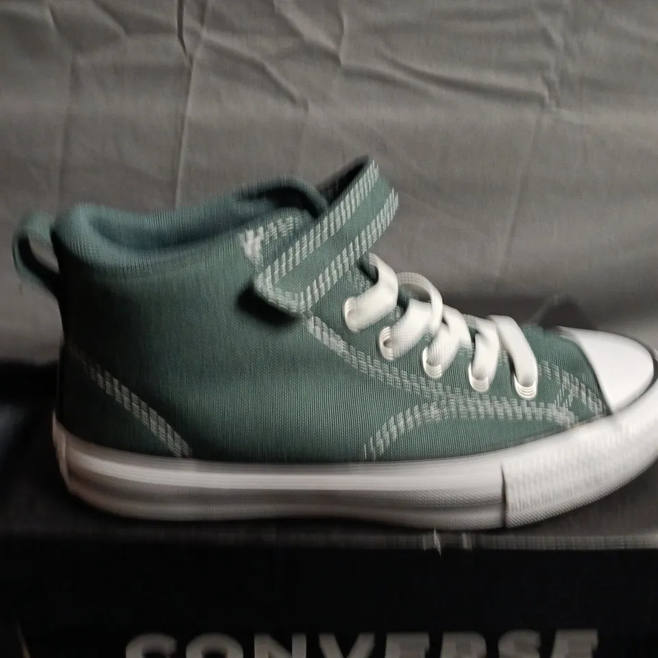 BOXED PAIR OF CONVERSE KIDS GREEN HIGH-TOP SNEAKERS UK SIZE 2 