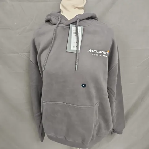 HOLLISTER X MCLAREN FORMULA 1 TEAM HOODIE IN GREY SIZE M
