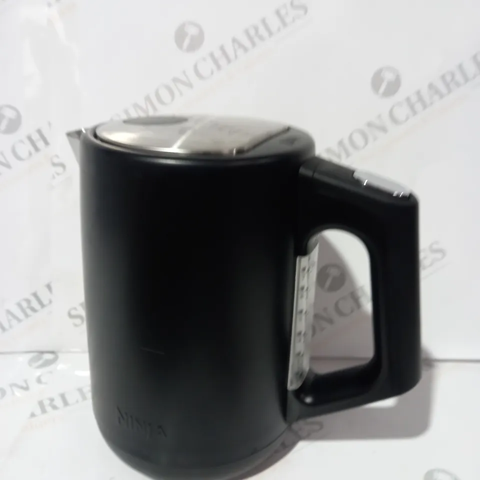BOXED NINJA PERFECT TEMPERATURE KETTLE KT200UK