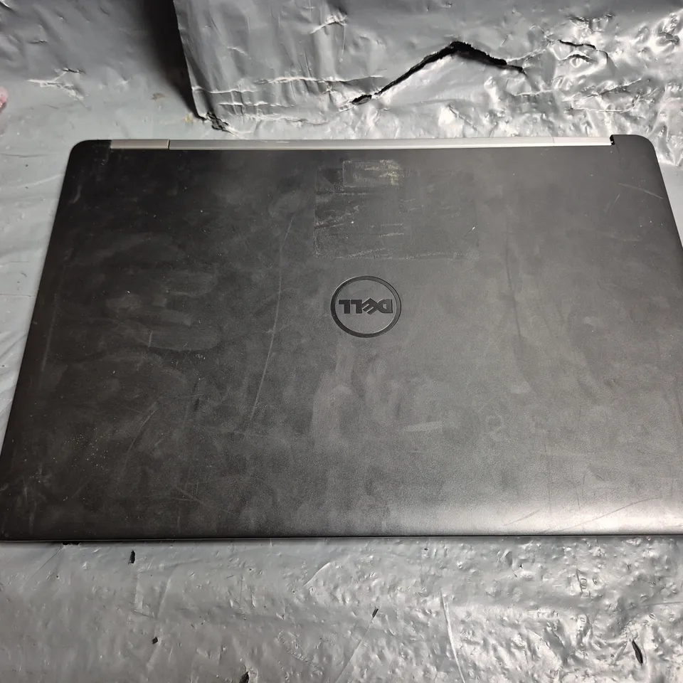 DELL LATITUDE E5570 LAPTOP