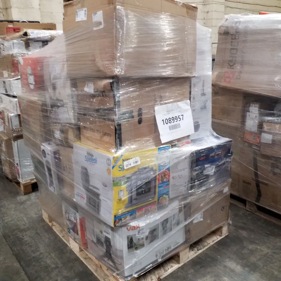 PALLET OF APPROXIMATELY 39 UNPROCESSED RAW RETURN HOUSEHOLD AND ELECTRICAL GOODS TO INCLUDE;