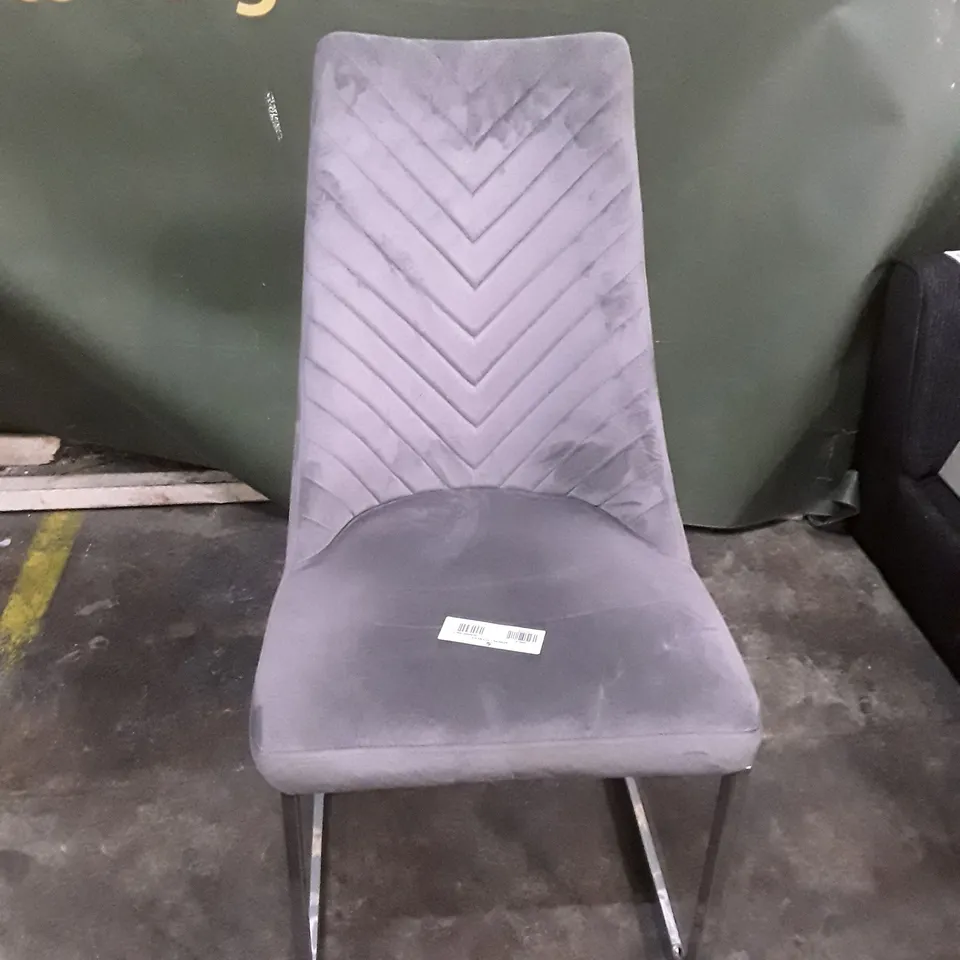 GREY VELVET DINING CHAIR