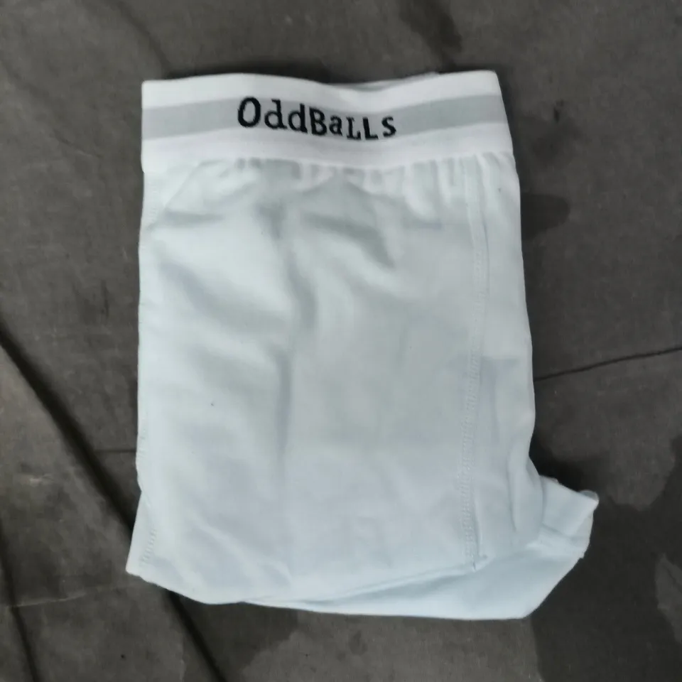 ODDBALLS BOXERS IN WHITE SIZE XL
