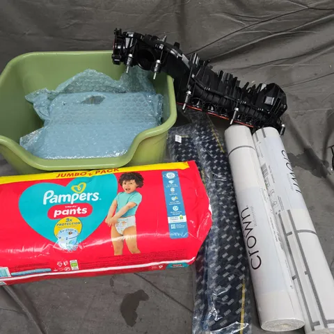 LOT OF APPROXIMATELY 15 ASSORTED HOUSEHOLD ITEMS TO INCLUDE, WALLPAPER, PAMPERS, COOKER DOOR AND DISH DRAINER