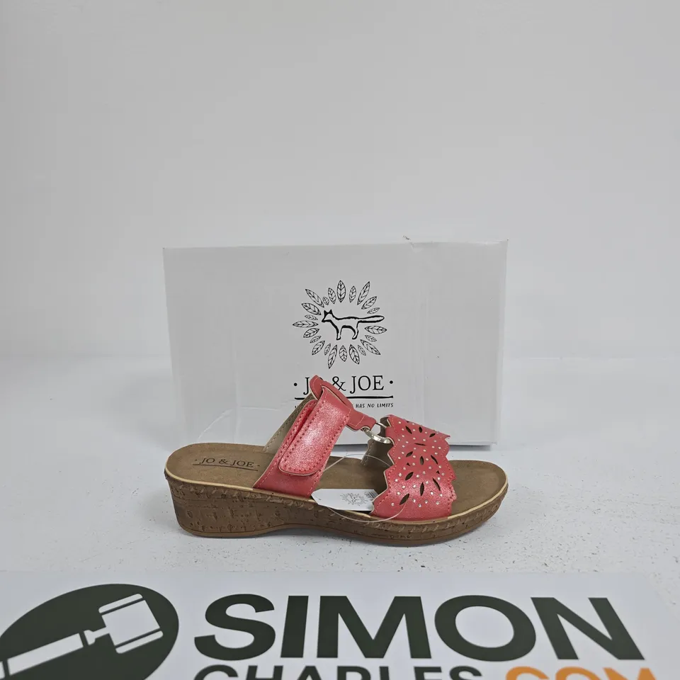 JO & JOE WOMEN'S PINK SANDALS WITH CORK WEDGE – CUTOUT LEAF DESIGN SIZE EU 37