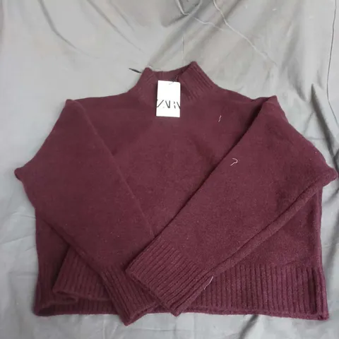 ZARA CROPPED KNIT SWEATER IN WINE RED SIZE L