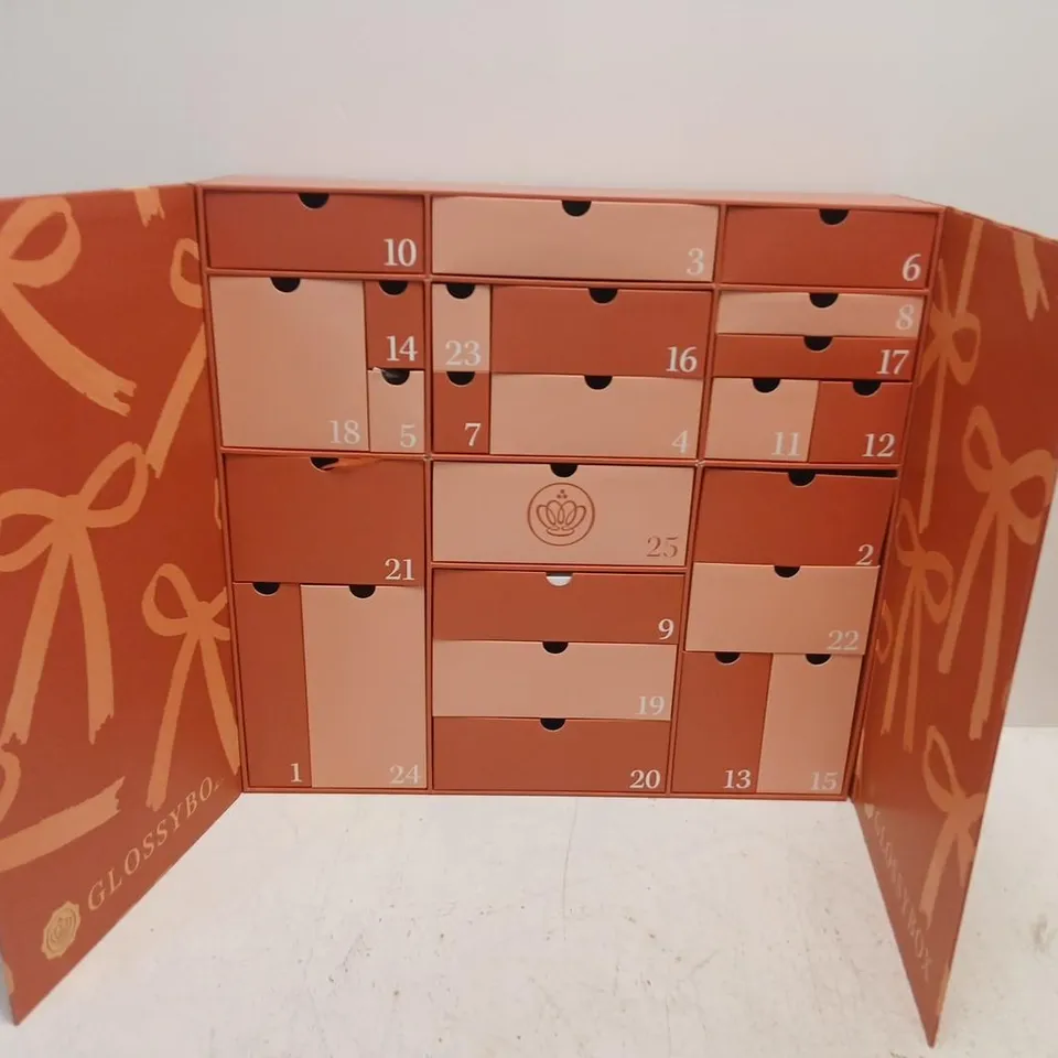 GLOSSYBOX ADVENT CALENDAR – 25 DAY COUNTDOWN GIFT (ORANGE GIFT BOX)