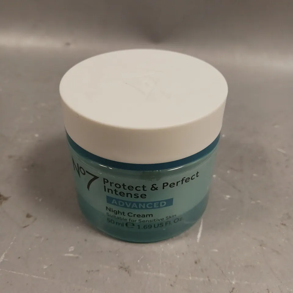 NO7 PROTECT & PERFECT INTENSE ADVANCED NIGHT CREAM - 50ML  
