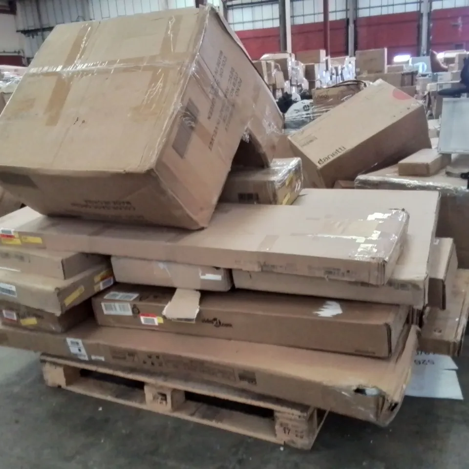 PALLET OF INCOMPLETE FURNITURE SETS TO INCLUDE;STOOLS,WARDROBE,CONSOLE TABLE 