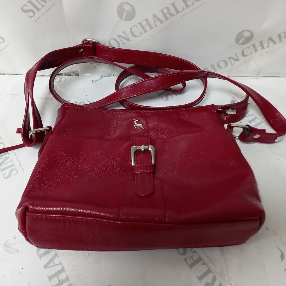 ASHWOOD LEATHER CROSSBODY BAG RED