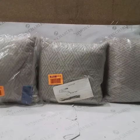 BRAND NEW SEALED SET OF 3 PIMLICO CUSHION COLOUR STONE