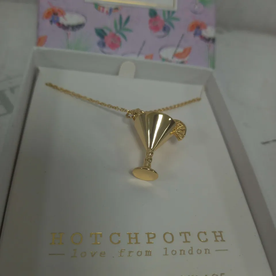 COCKTAIL GLASS GOLD PLATED 3D NECKLACE