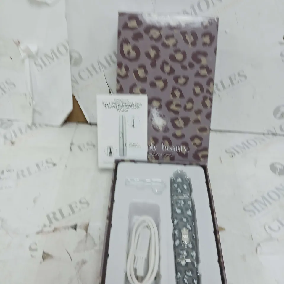 BOXED SIMPLY BEAUTY 2 IN 1 SUPER SMOOTH FACE & BROWS HAIR REMOVER