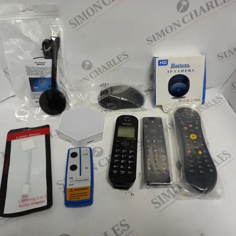 APPROXIMATELY 20 ASSORTED HOUSEHOLD ELECTRICAL ITEMS TO INCLUDE REPLACEMENT REMOTES, IP CAMERA, USB MOUSE ETC