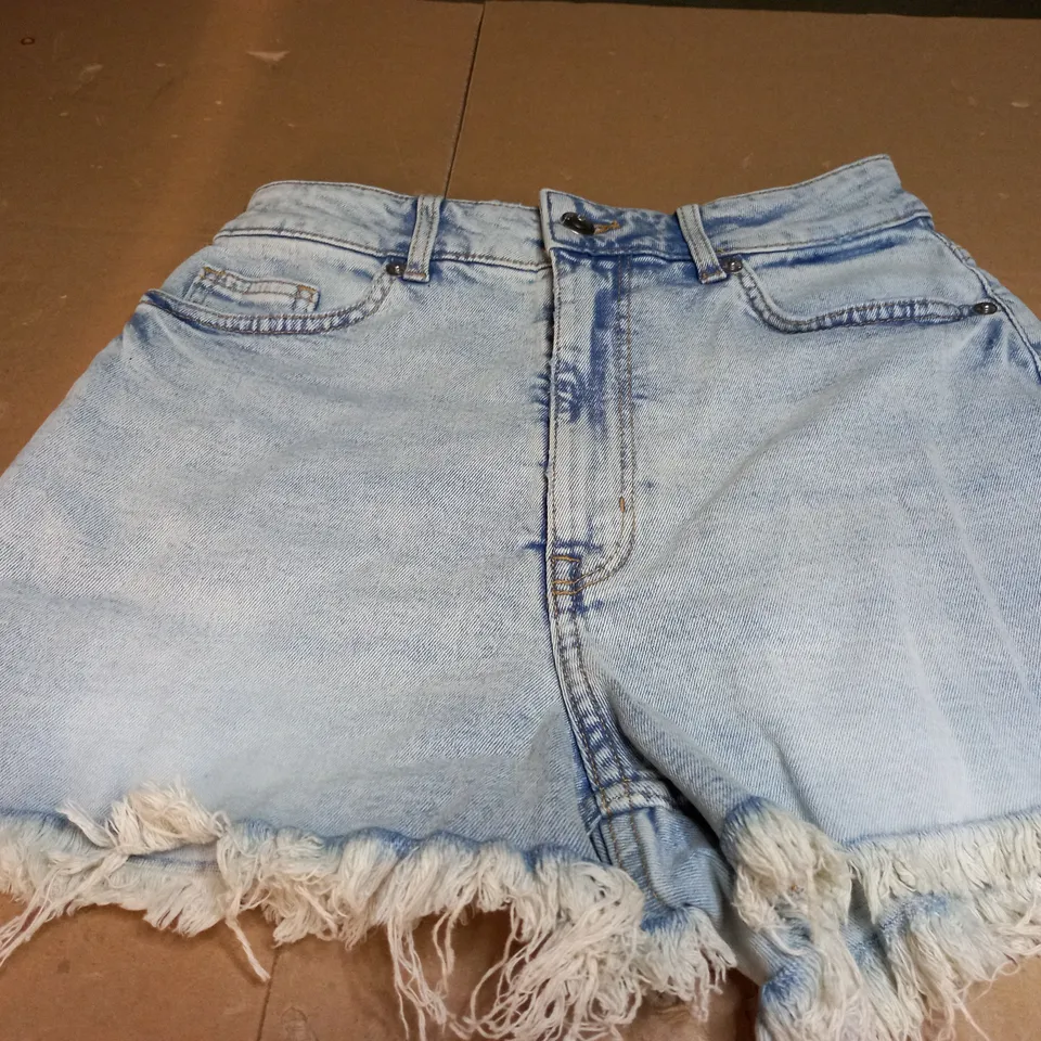 DENIM HIGH WAIST SHORTS SIZE 8 
