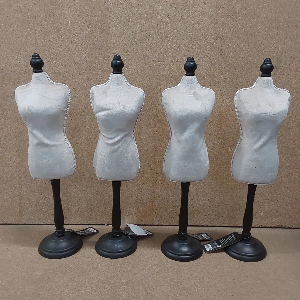 SET OF 4 DECORATIVE FEMALE MANNEQUIN DECOR PIECES - 46cm