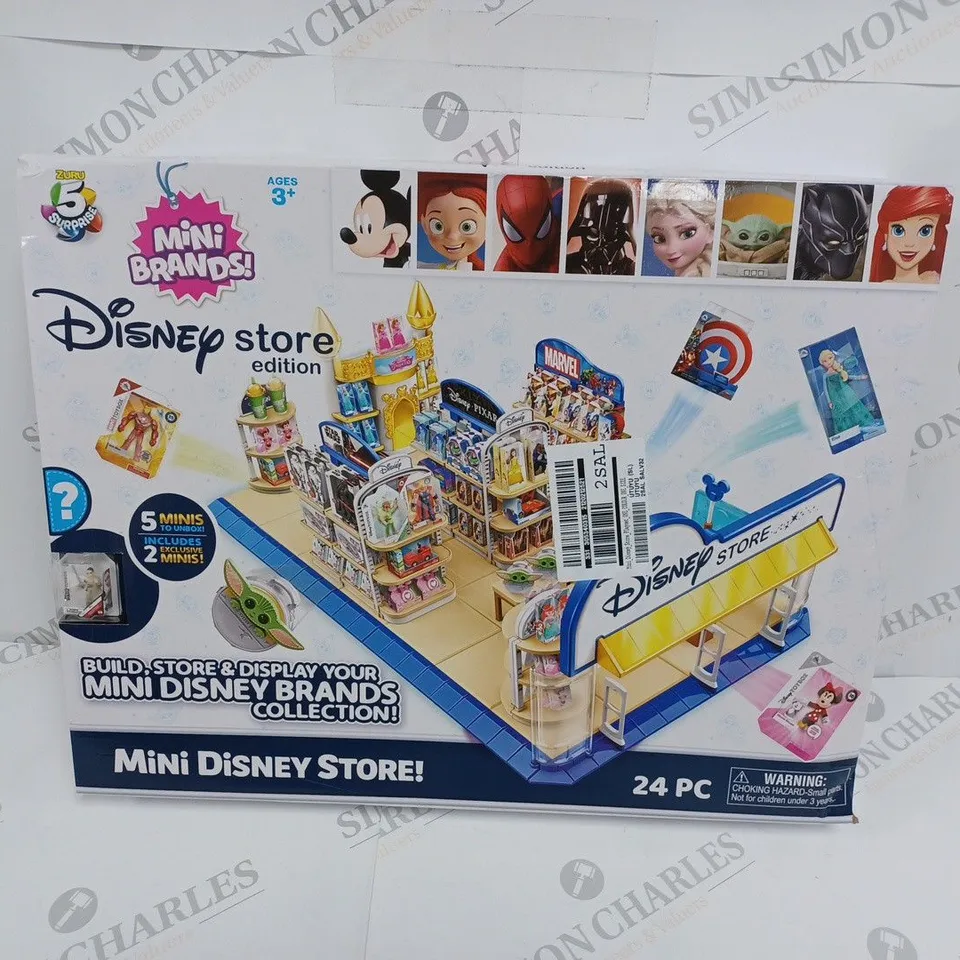 BOXED MINI DISNEY STORE PLAYSET  RRP £36.99