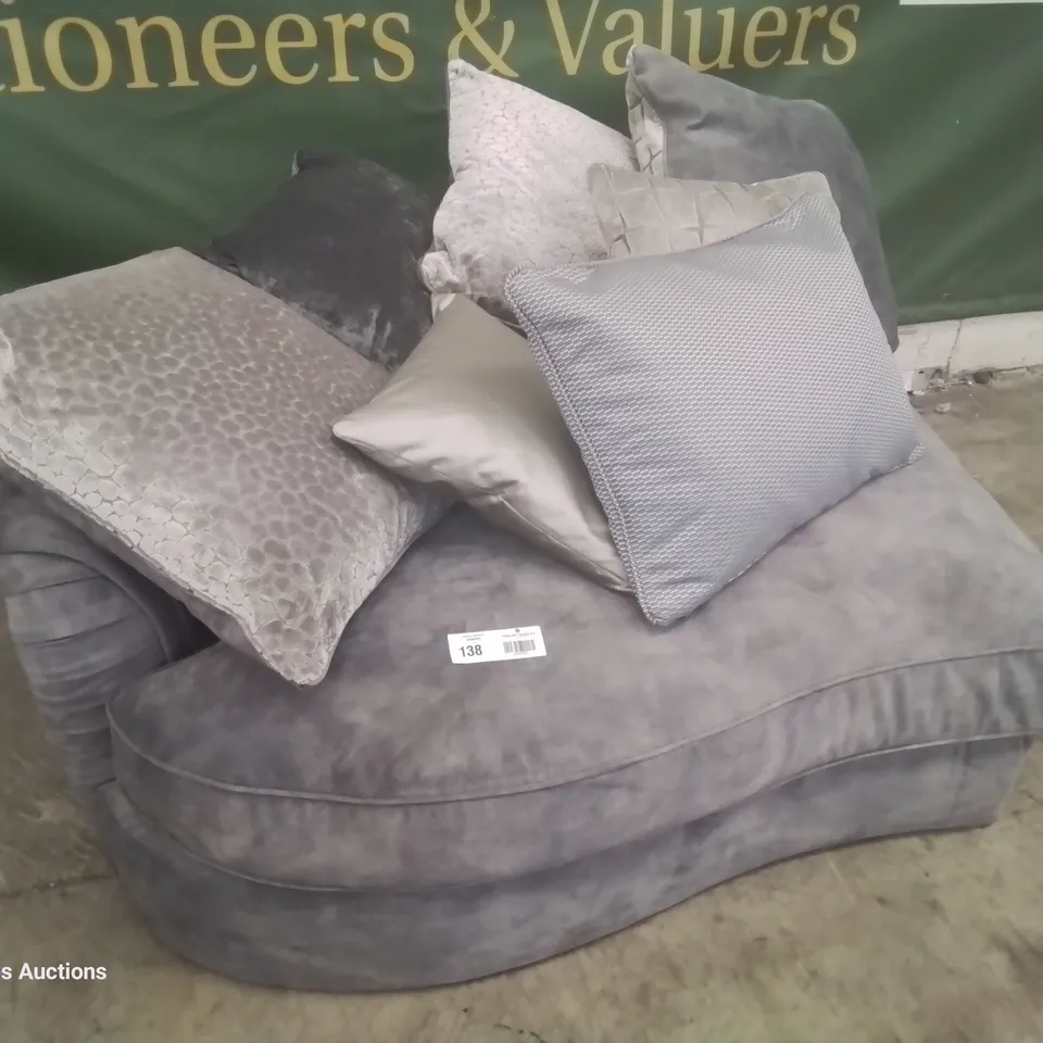 DESIGNER PLUSH GREY FABRIC SECTION & ASSORTED SCATTER CUSHIONS
