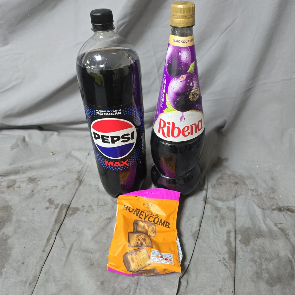 TOTE OF APPROXIMATELY 5 ASSORTED FOOD AND DRINK ITEMS TO INCLUDE RIBENA 1.5L, PEPSI MAX 2L, M&S MILK CHOCOLATE HONEYCOMB ETC
