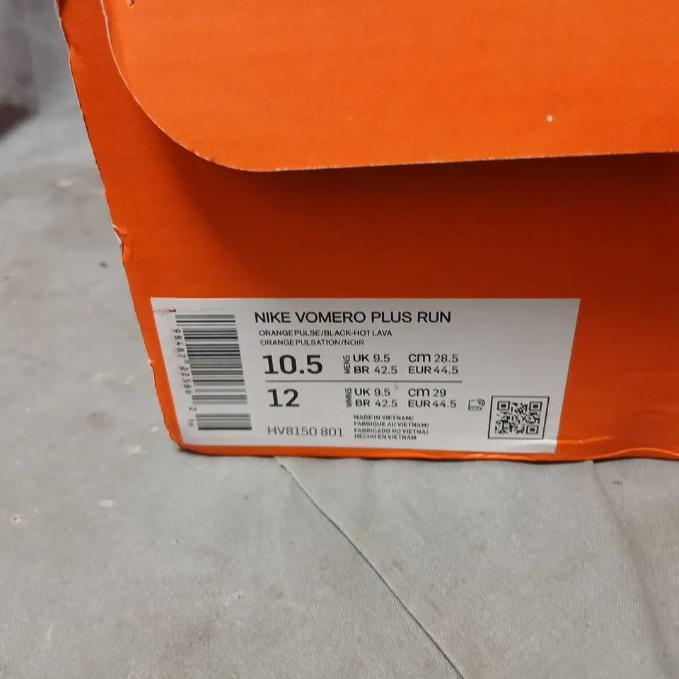 NIKE VOMERO PLUS RUN RUNNING SHOES – ORANGE, UK 9.5 (US 10.5)