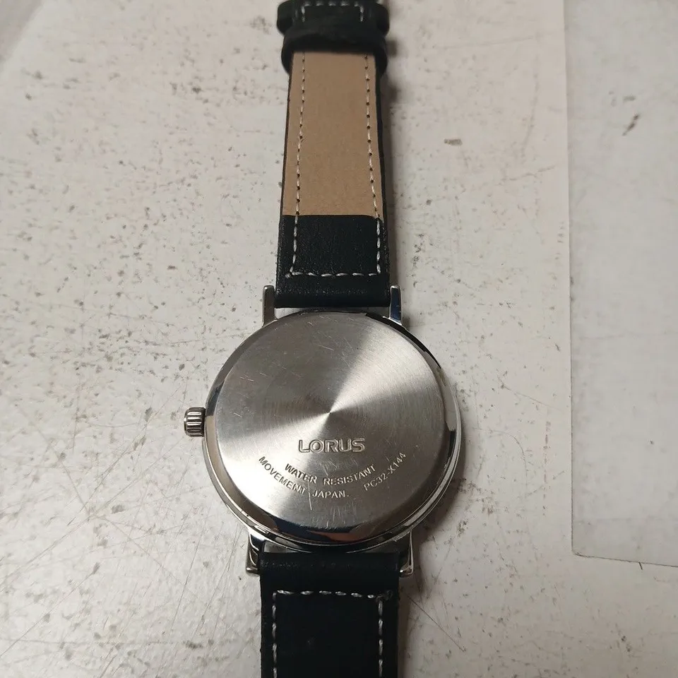 LORUS WRISTWATCH – BLUE DIAL, DATE FUNCTION, BLACK LEATHER STRAP