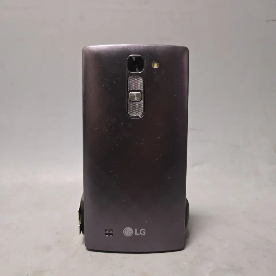 LG MOBILE PHONE IN LIGHT GREY - MODEL UNSPECIFIED 