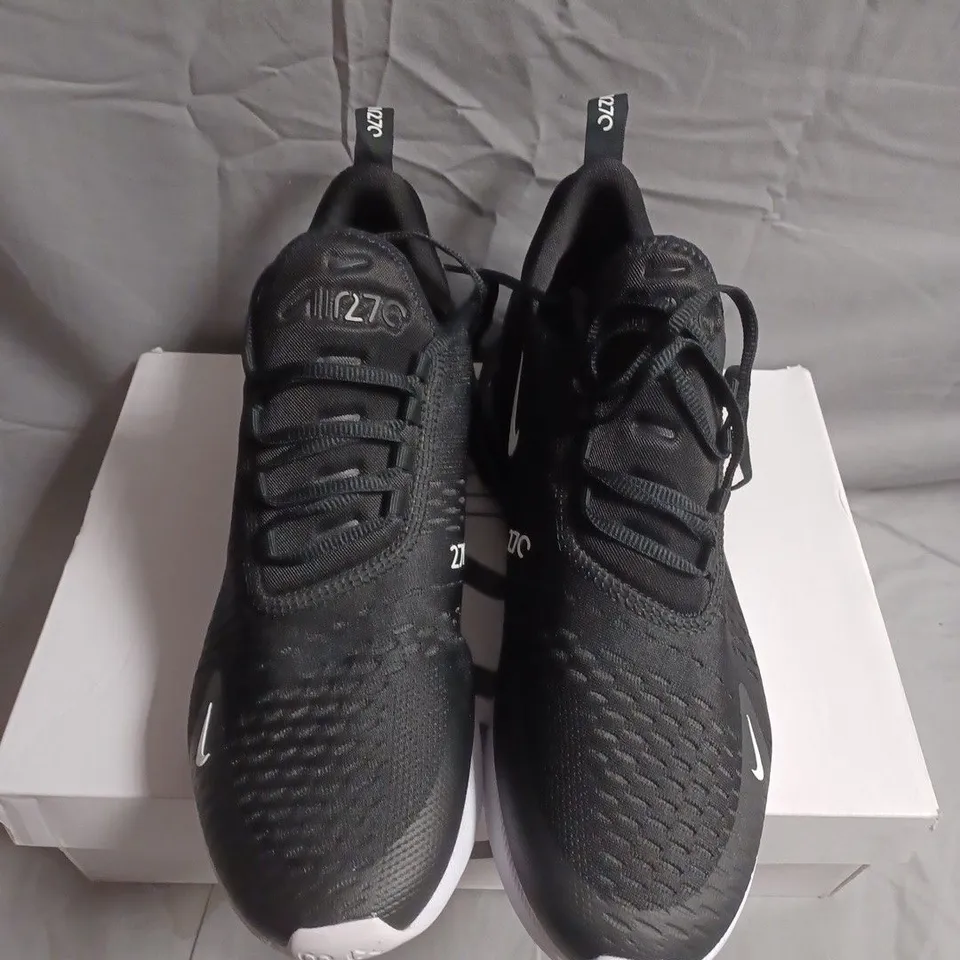 BOXED PAIR OF NIKE AIR MAX 270 – UK SIZE 10