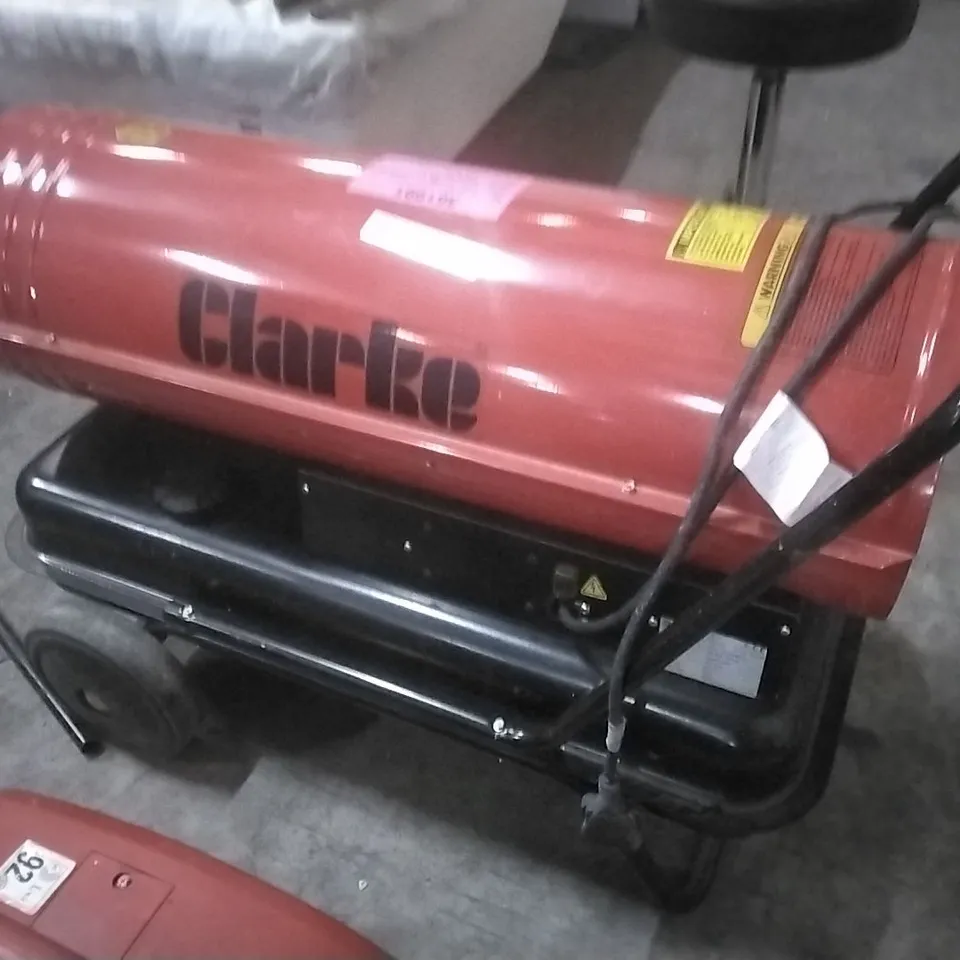 CLARKE XR155 DIESEL/PARAFFIN FIRED SPACE HEATER