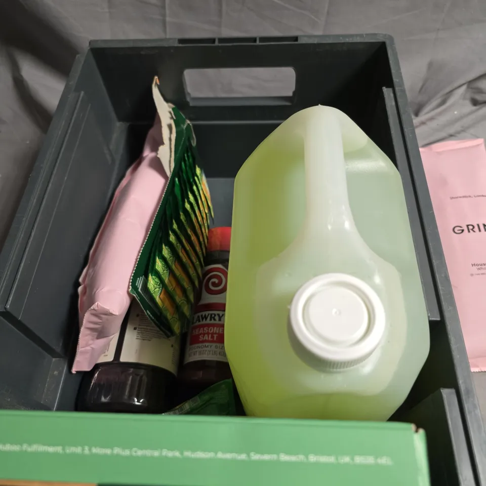 APPROXIMATELY 8 ASSORTED FOOD ITEMS INCLUDING MONIN VANILLA SYRUP , GRIND HOUSE BLEND COFFEE AND LAWRYS SEASONED SALT 