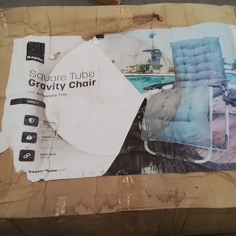 BOXED SQUARE TUBE GRAVITY CHAIR -GREY-