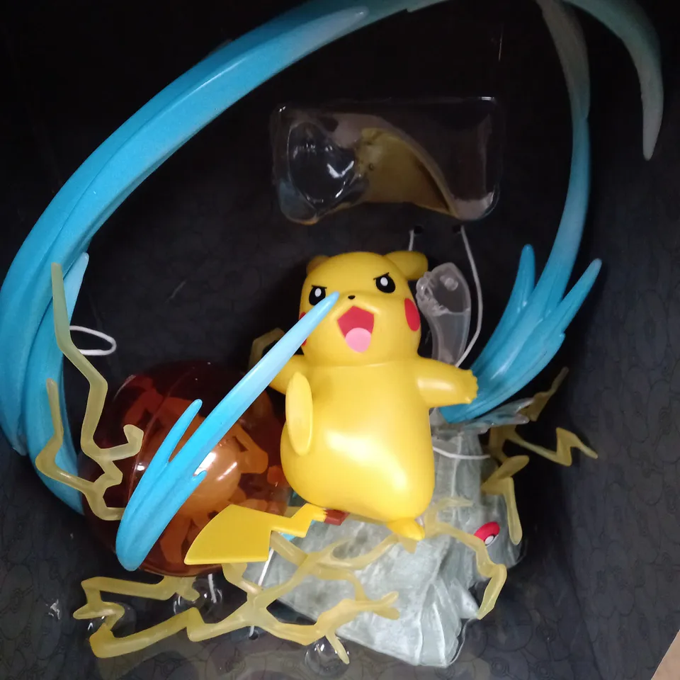 POKEMON LIGHT FX PIKACHU 1/10 DELUXE FIGURE