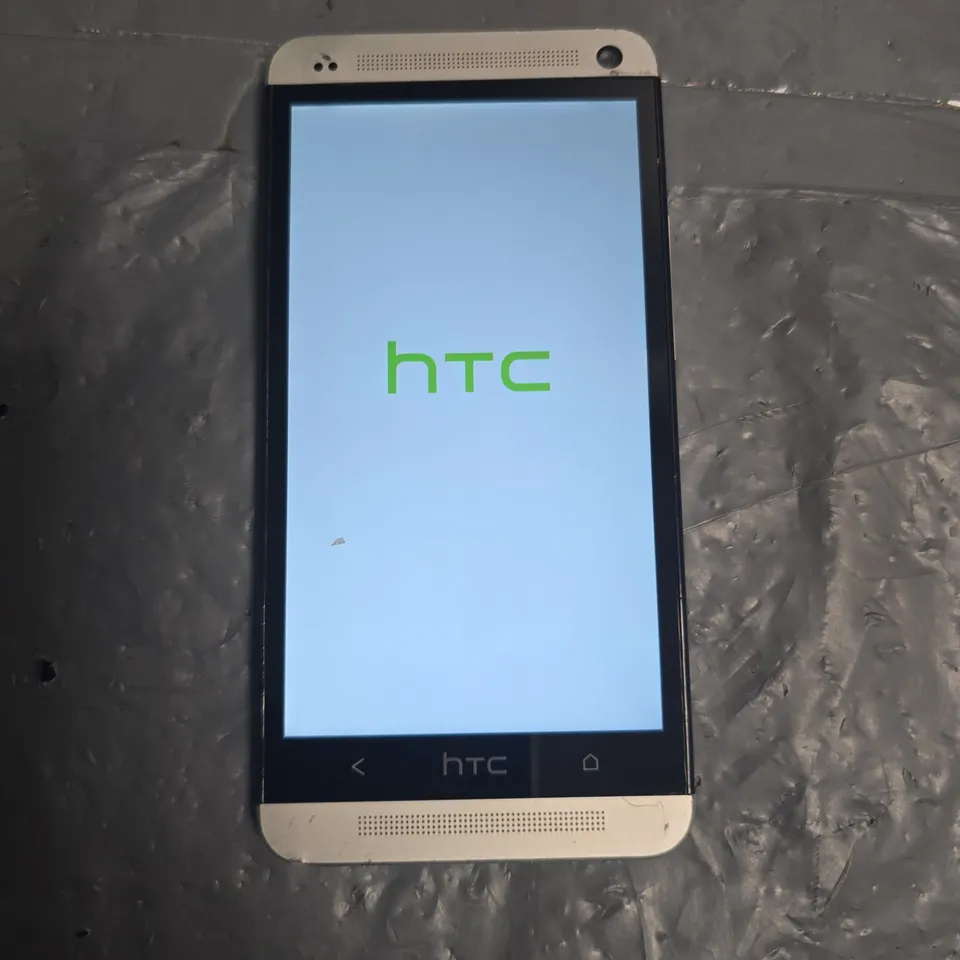 UNBOXED HTC MOBILE PHONE IN SILVER - PNO7100