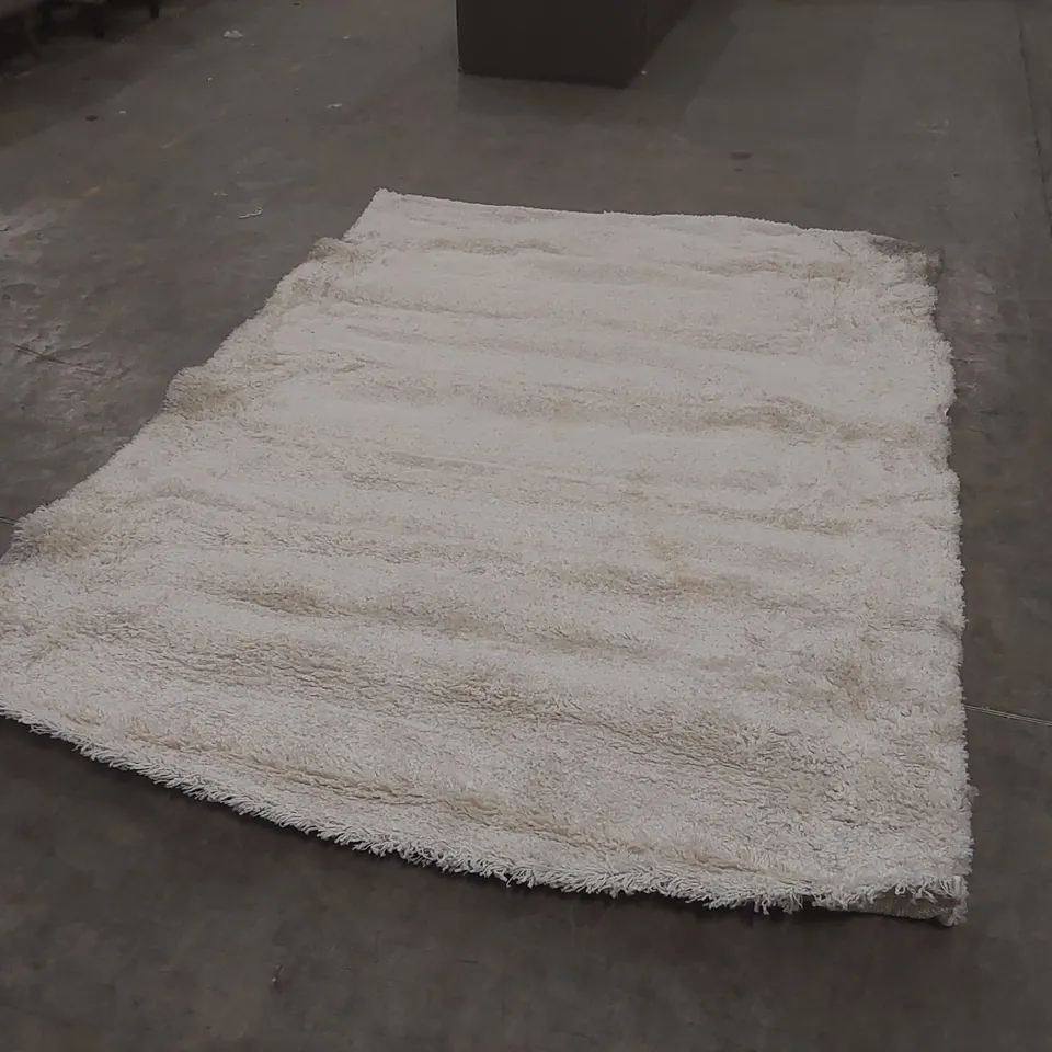 QUALITY DESIGNER AREA RUG - APPROXIMATELY 285 x 200cm