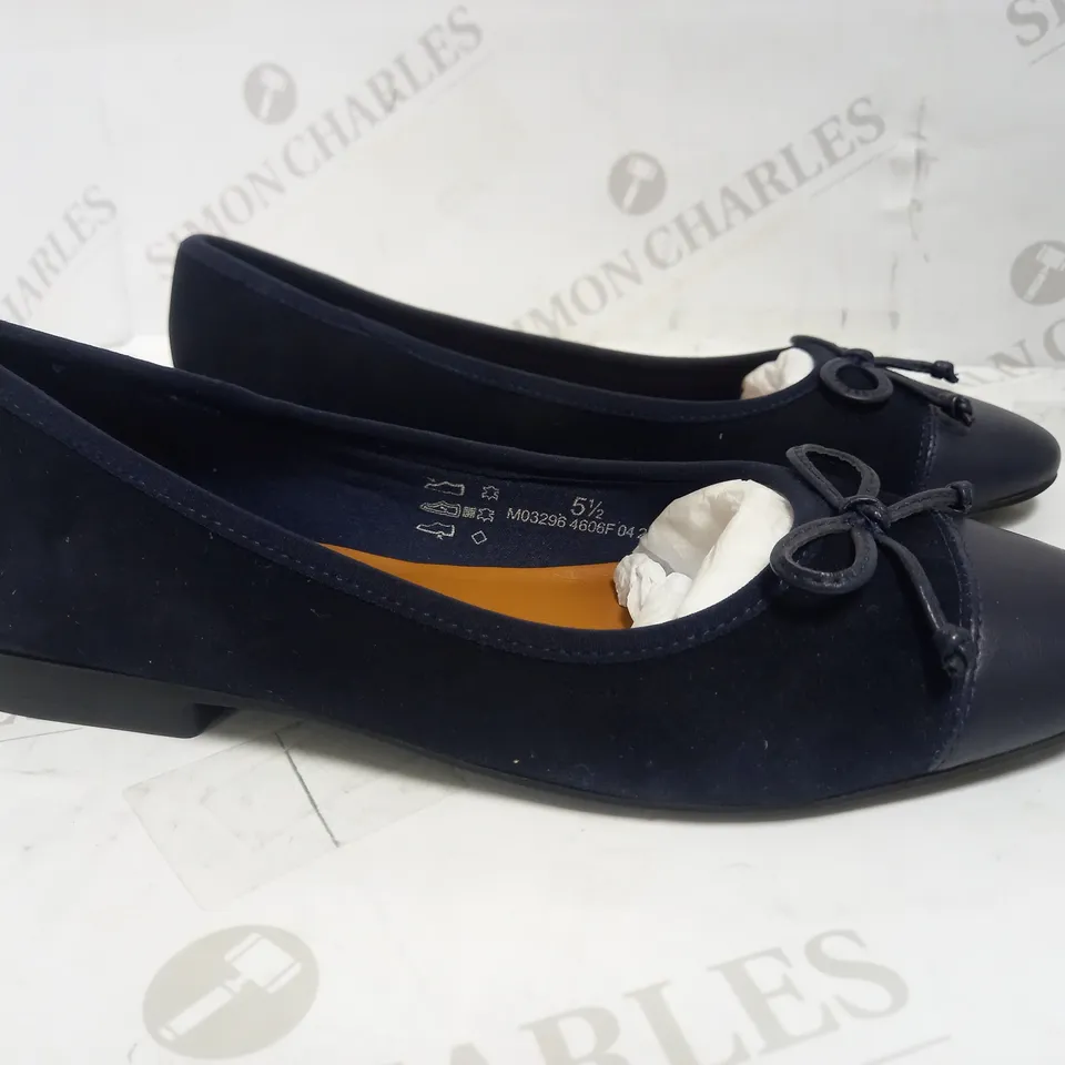 M&S COLLECTON FLATS WITH BOW DETAIL NAVY UK 5.5
