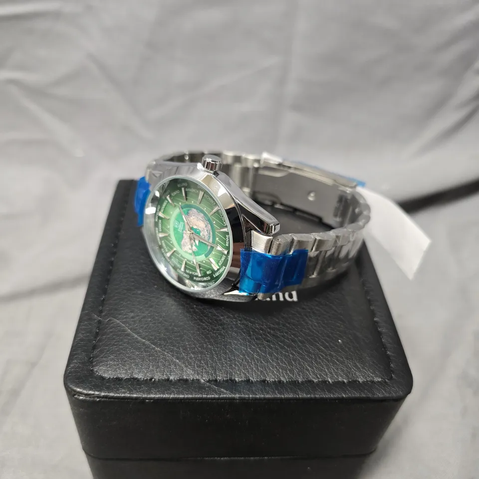 ERNEST FERDINAND WRISTWATCH – GREEN DIAL WITH CAPITALS - STAINLESS STEEL BRACELET - GIFT BOX