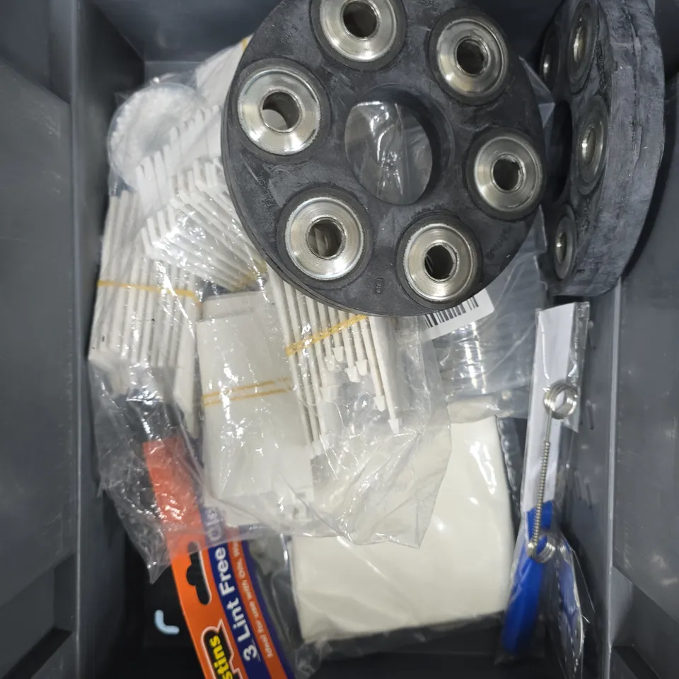 APPROXIMATELY 15 ASSORTED HOUSEHOLD PRODUCTS TO INCLUDE LINT FREE CLOTHS, SPONGE, SELF ADHESIVE ETC