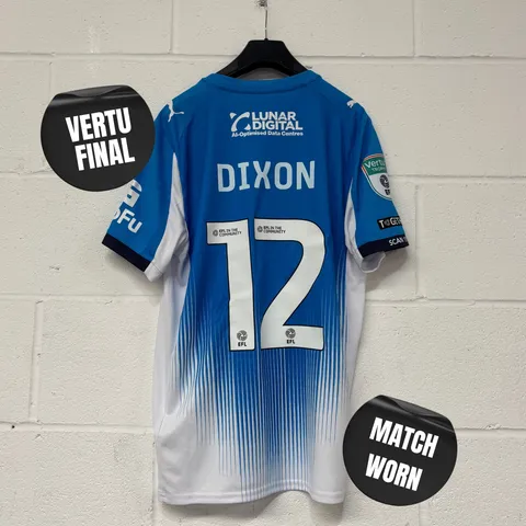 STOCKPORT COUNTY F.C VERTU TROPHY FINALS MATCH WORN HOME SHIRT IN BLUE/WHITE - EU M / ROMAN DIXON #12