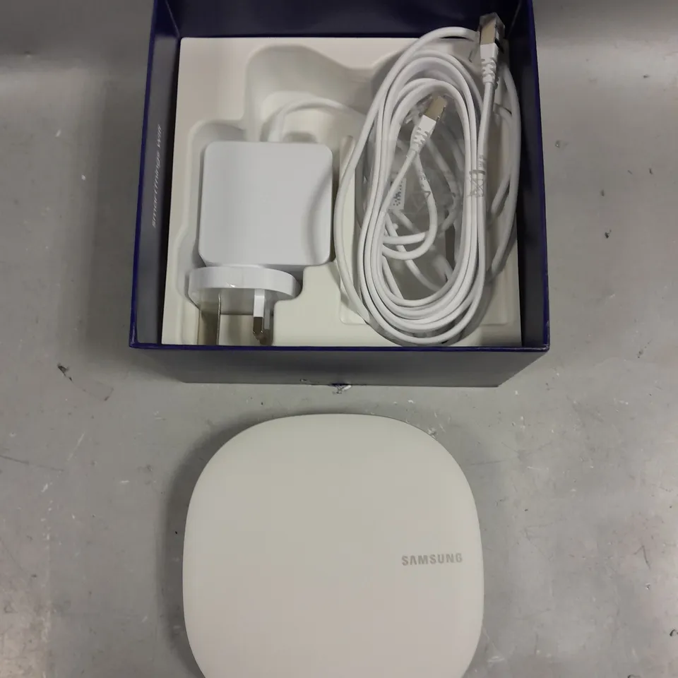 BOXED SAMSUNG SMART THINGS WIFI HUB 