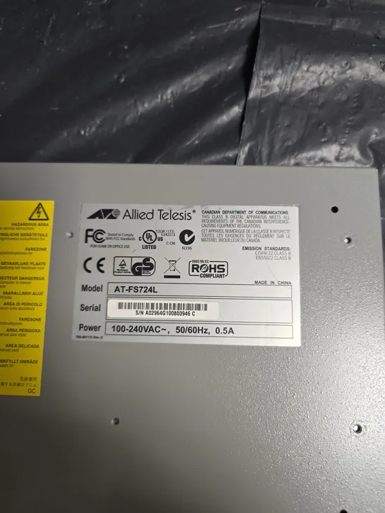 Lot 5008: ALLIED TELESYN AT-FS724L 24-PORT FAST ETHERNET SWITCH ...