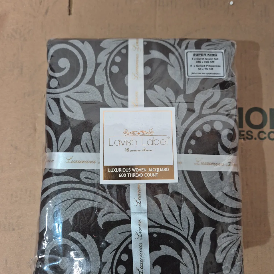 LAVISH LABEL LUXURY JACQUARD DUVET COVER SET – SUPER KING, 600 THREAD COUNT, DARK GREY